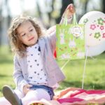 4 stuks kleine paashaas-konijn-cadeauzakjes, kleurrijke papieren zakjes voor paasmandjes, paaseieren zoeken of het geven van paascadeaus aan kinderen. - Afbeelding 4