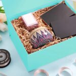 Cadeaudoos - GEWELDIGE SET - DOOS + TASSE - TIFFANY BLAUW - 26*19*8 CM - 32*11.5*28 CM - Gelamineerd Karton - mit LINT - Vouwdoos - Verpakking - Afbeelding 8