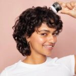 Kitsch | Droog shampoo | For Dark Hair | Donkere tint | Met Puff | Volumizing | Rijst Proteïne | 8g inhoud - Afbeelding 4