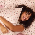 Kitsch - Satijnen Kussensloop - Cherry Print - 66 x 48 cm - Afbeelding 5